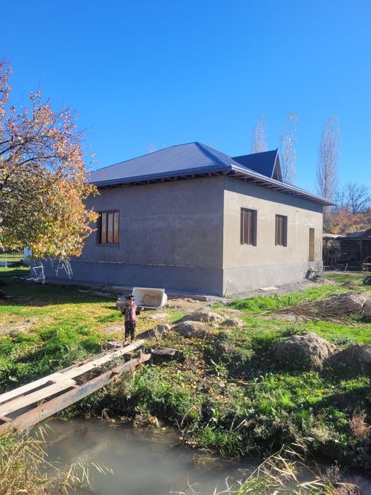 Дом продаётся 10 соток