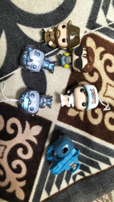 Очень странные дела фигурки все это продам за 600тенге