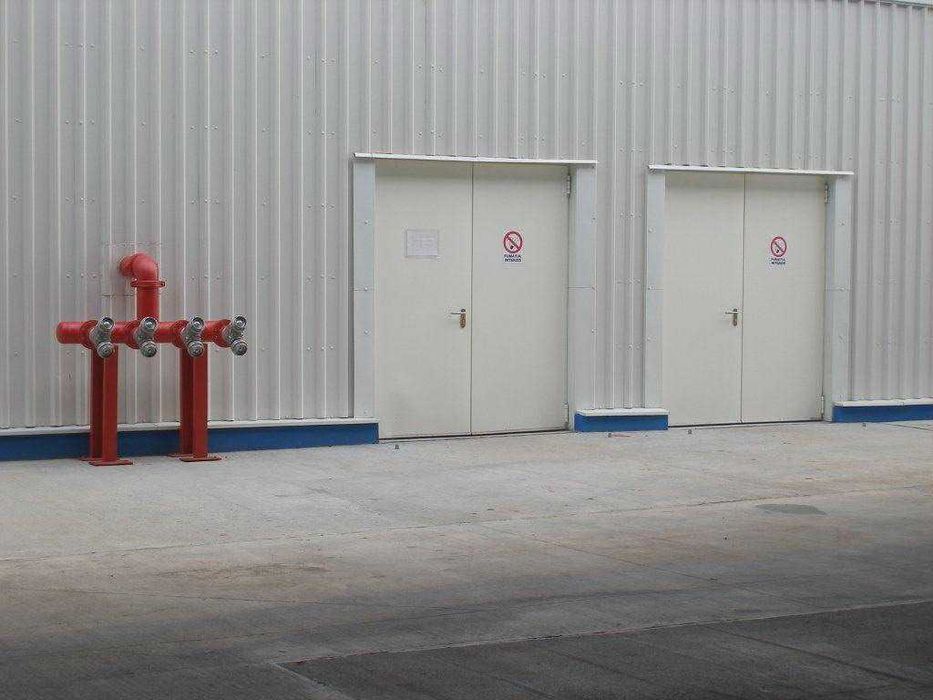 Uși metalice multifuncționale/Antiradiații/Rezistente la foc EI 60/120