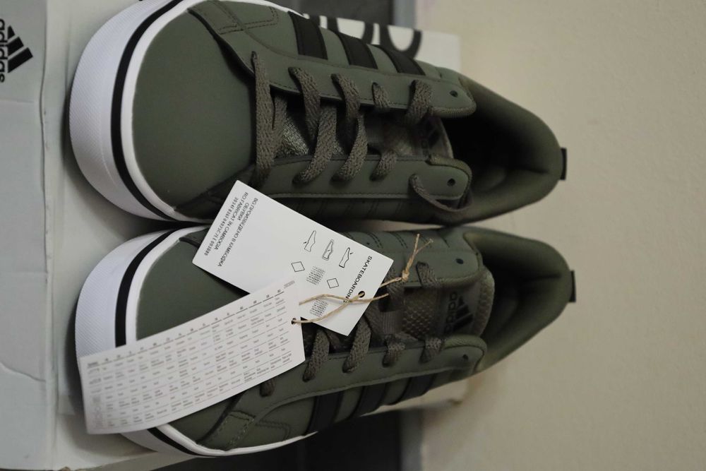 Adidas VS Pace 2.0 oliv - marimea 40 2/3