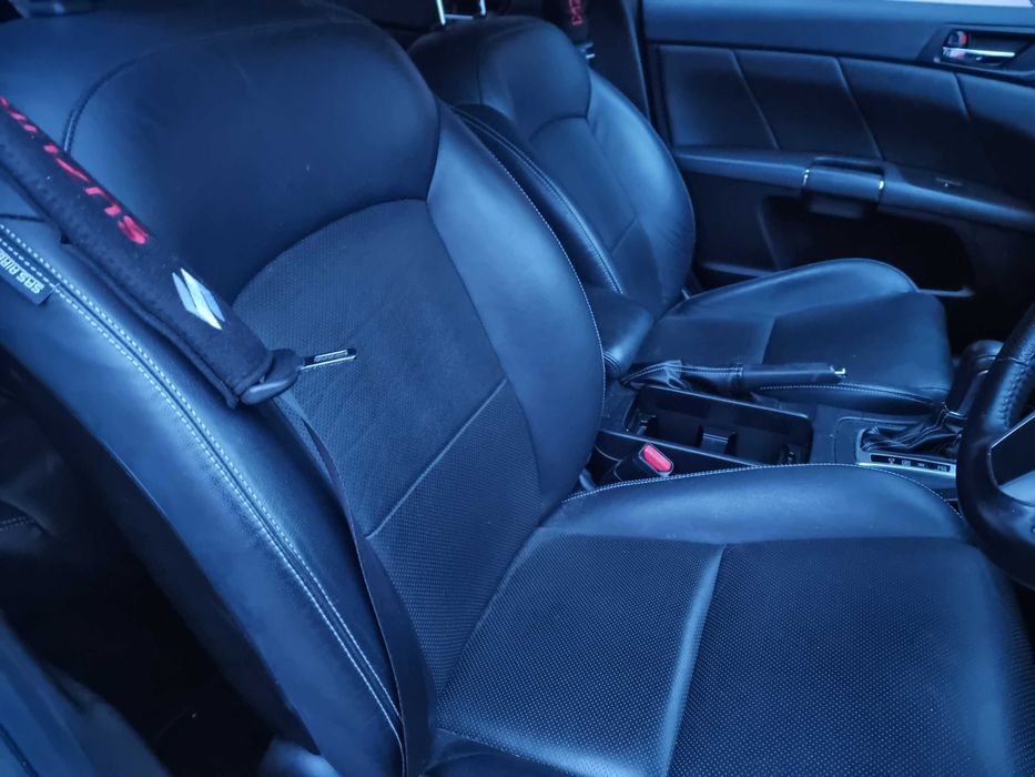 Продавам Suzuki Kizashi 2012 Auto petrol. 2.4cc 220hp. AWD/2WD