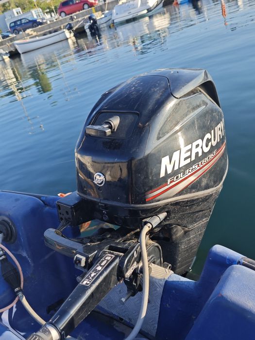 Извънбордов двигател Mercury FourStroke 25 к.с. (L ботуш, 2022 г., 500 ч.)