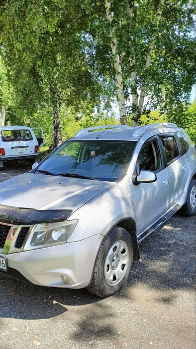 Автомобиль Nissan Terrano