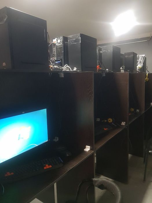 Avto maktab uchun oquv markazga 11 dona kompyuter