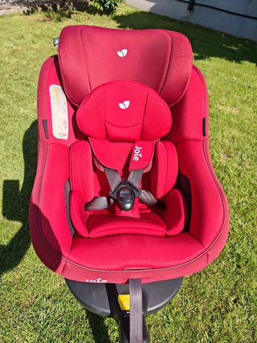 Vând Scaun auto JOIE Spin 360° Merlot, Isofix, 0-18 kg, rosu