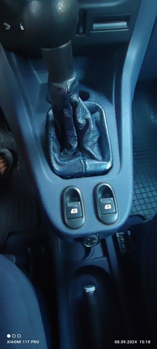 Марка Пежо,модел 1007