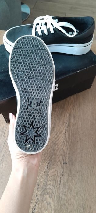 DC shoes спортни обувки-сникърси 35 номер