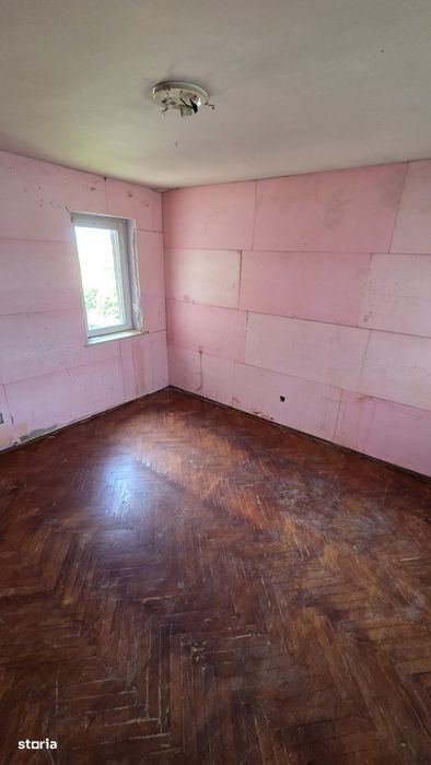 Apartament 3 camere etaj intermediar– Drumul Careiului