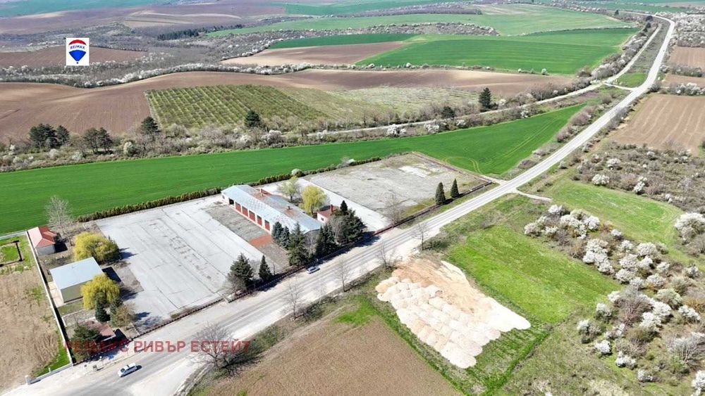 Индустриална база под наем гр. Ветово