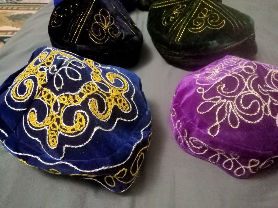 Продам тюбетейки по 300тг