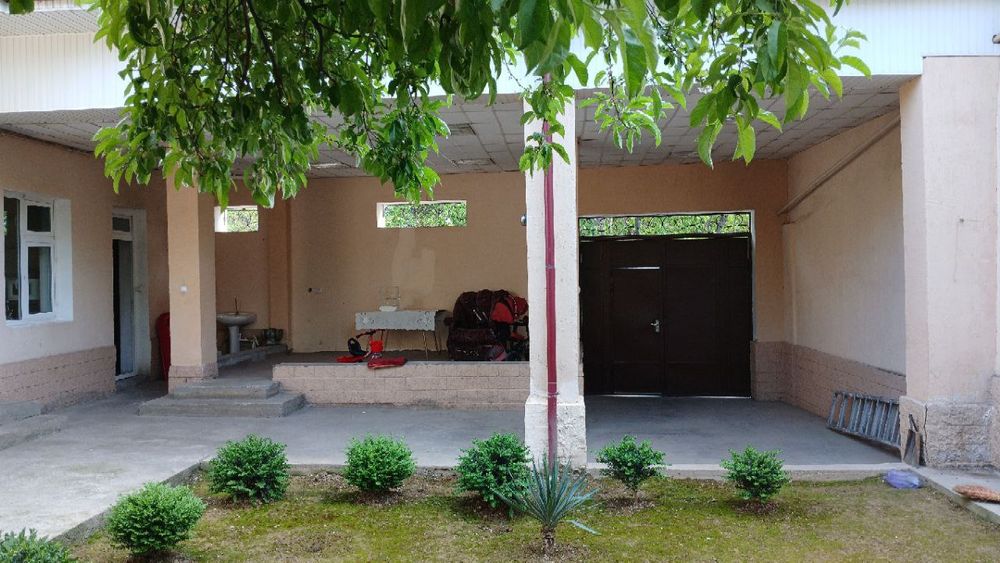 Уй ер срочний сотилади