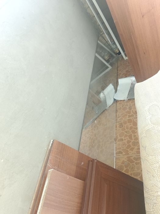 Шкаф  тақтайлары мен АЙНА САТЫЛАДЫ