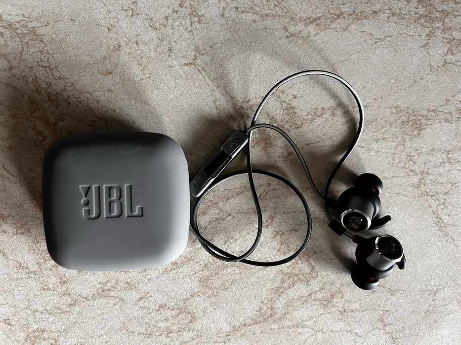 JBL Reflect mini 2