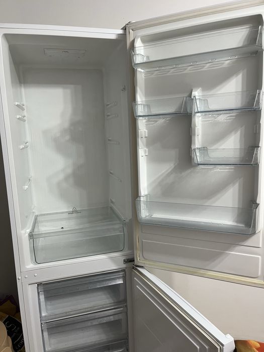 Продам срочно холодильник