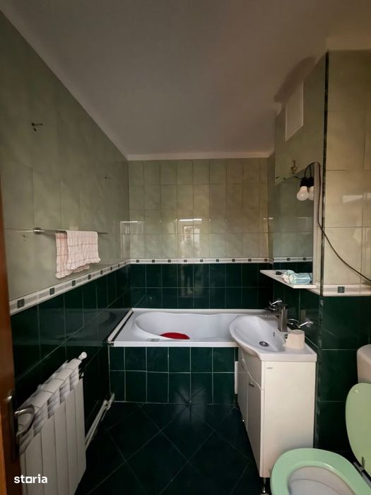 De închiriat apartament 2 camere etaj 2 zona Progresu
