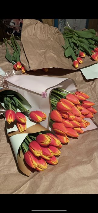 Тюльпаны крупные