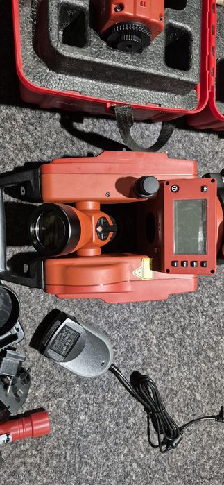 Hilti nivela optica, teodolit.