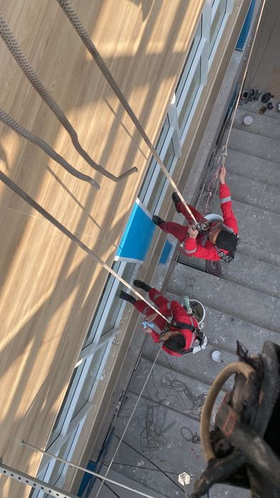 Промышленные Альпинисты