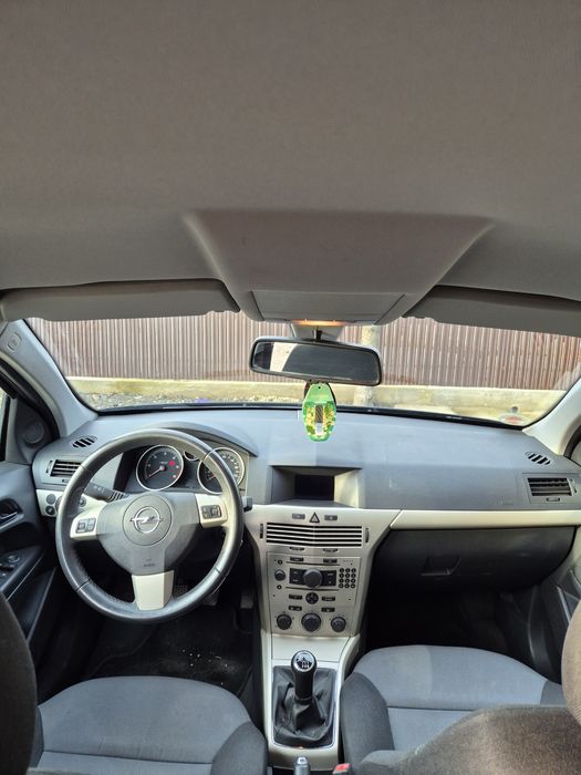 Opel Astra 1.7 h cdti 2008