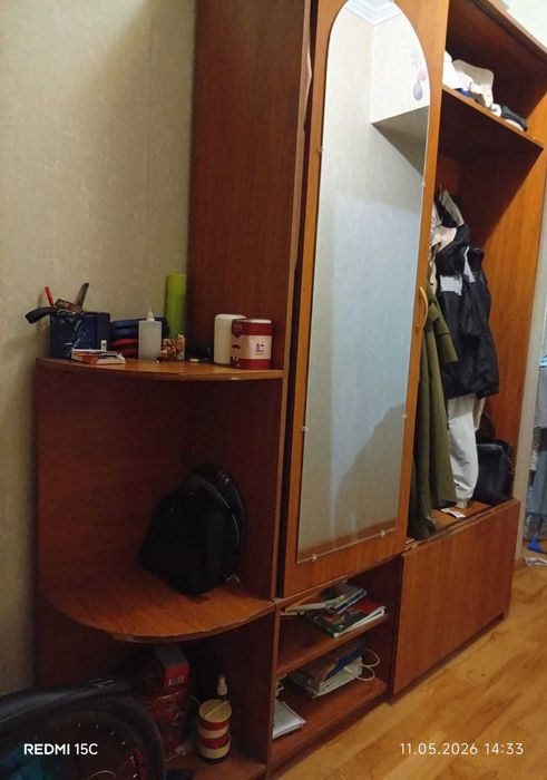 Прихожая б/у. Отдам бесплатно.