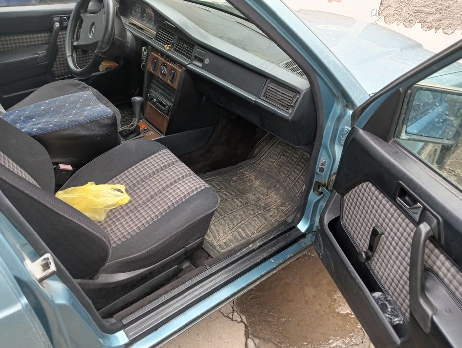 Мерседес W201, 190.