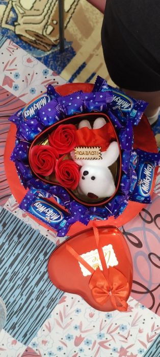 Подарки на 8 марта цветы