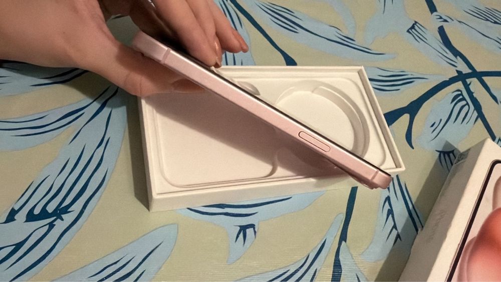 Iphone 15 на 256гб памяти