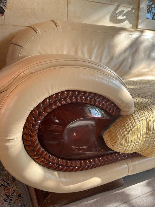 Срочно продам диван!