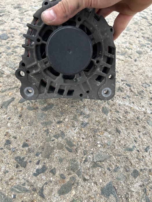 Алтернатор / Динамо свалено от Ауди А4 Б6 1.9tdi 131кс