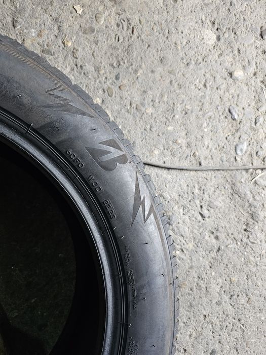 2 anvelope iarna 235 55 19 Bridgestone 2023 6.6mm
