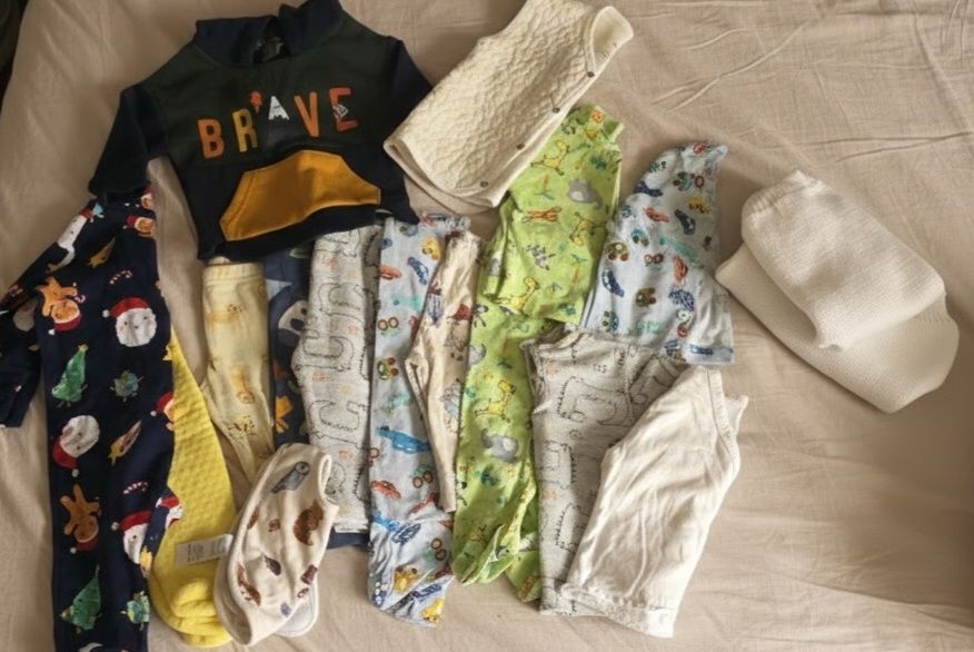 Лот дрехи бебе момче 0-3-6м.