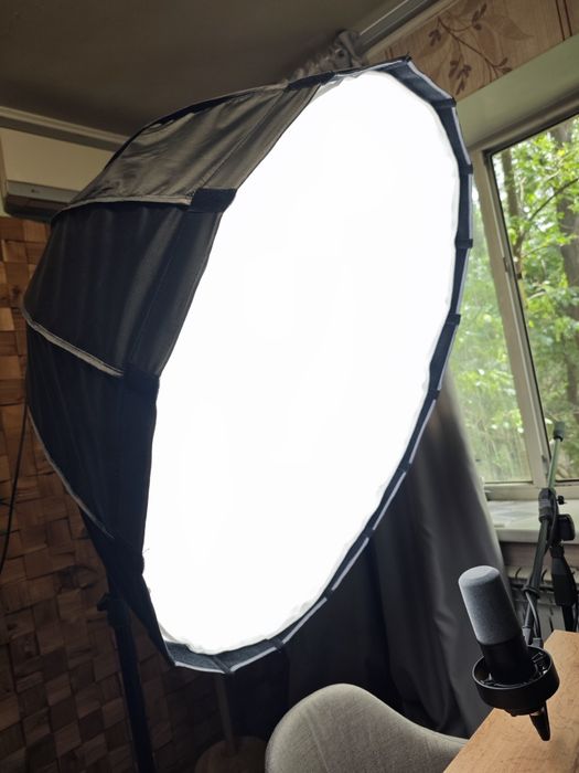 Студийный свет Godox Sl 60W