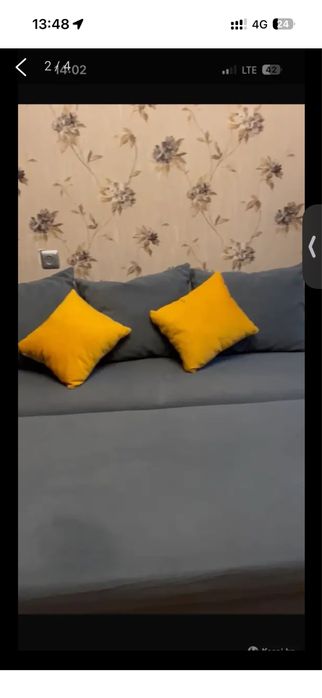 Продам диван с подушками 5 шт
