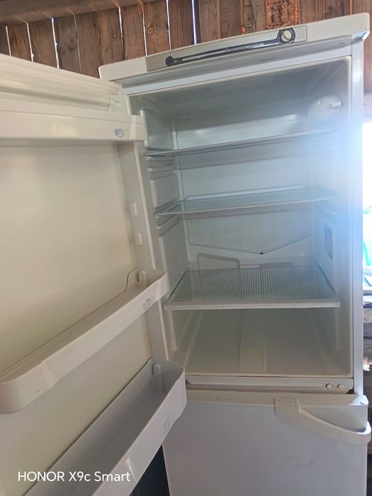 Продам 2 холодильника