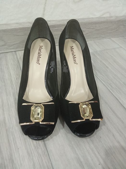 Туфли красивые 39 р