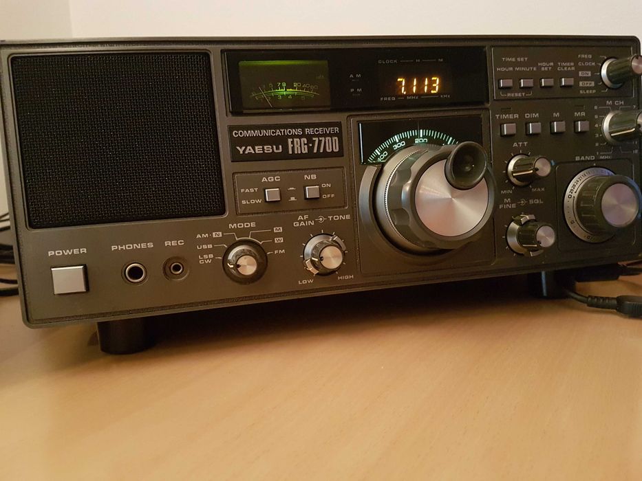Receptor radio Yaesu FRG 7700