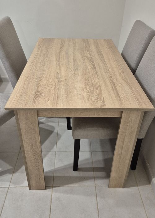 Маса       кухненска