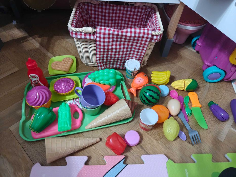 Детска дървена кухня