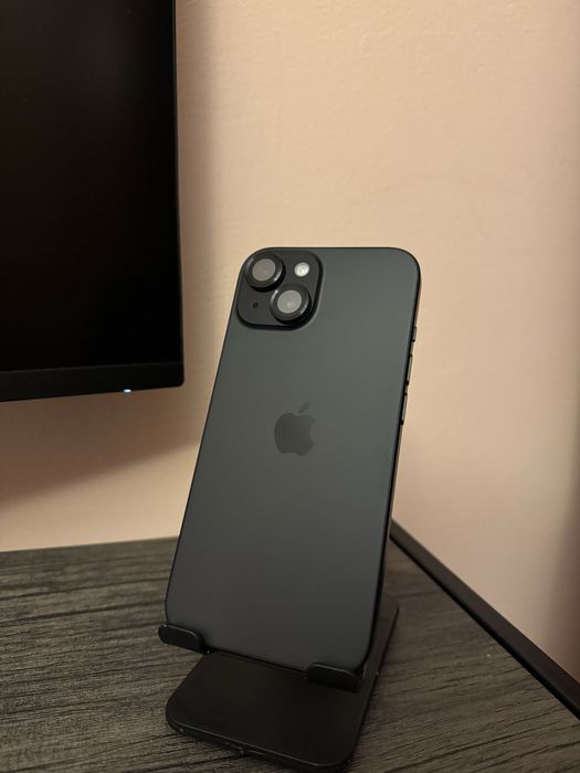 iPhone 15 / 256 gb/86%