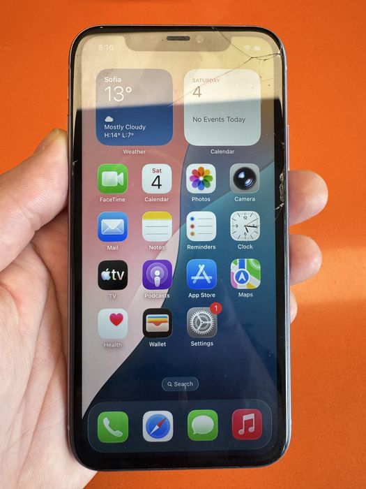 Apple iPhone 11 64GB Purple / Отключен / Без iCloud / Face ID работи