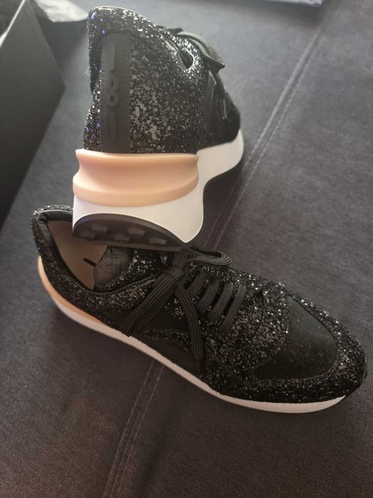 Sneaker  marime 38