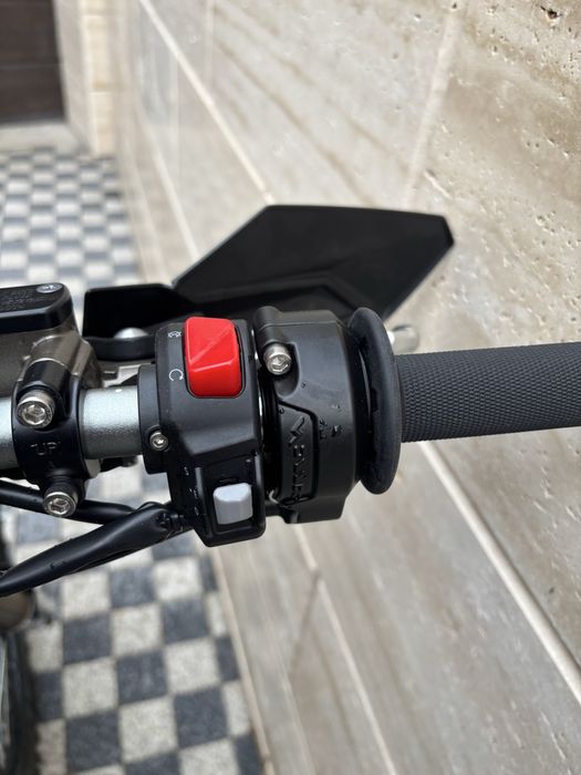 Surron ultra bee 2025                 https://vm.tiktok.com/ZNRkWp4hk/