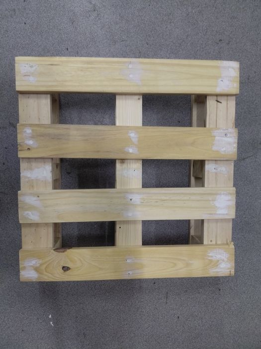 Продам поддон квадратный