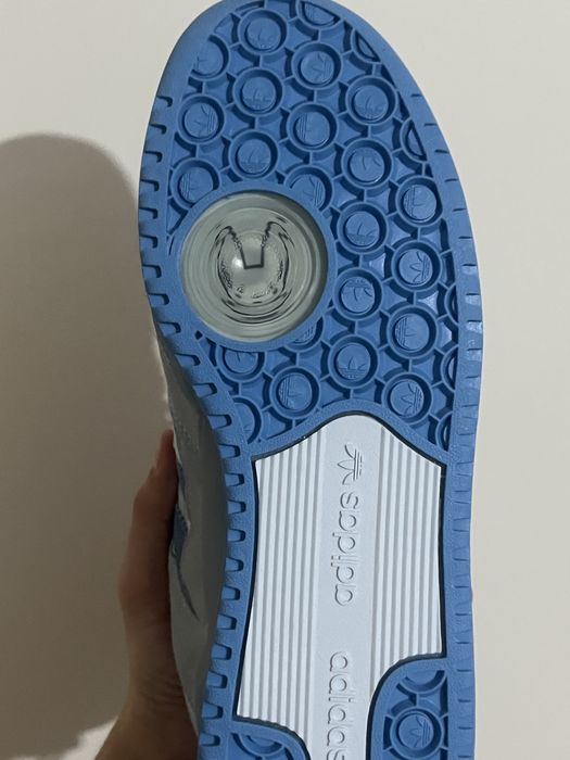 кроссовки adidas forum bad bunny