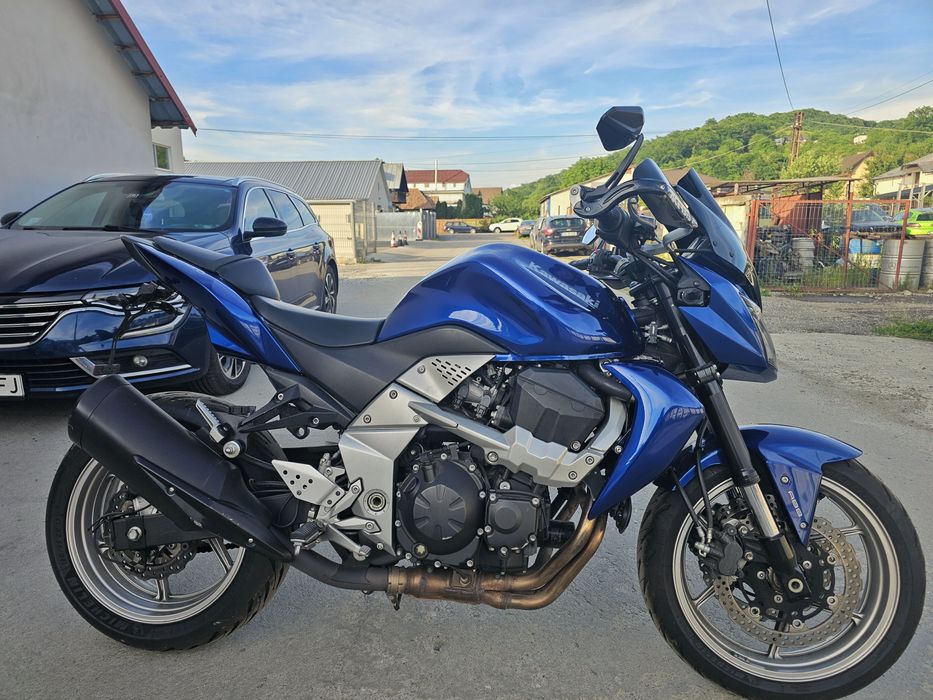 Kawasaki Z750 cu ABS, an 2009,32700km, anvelope noi