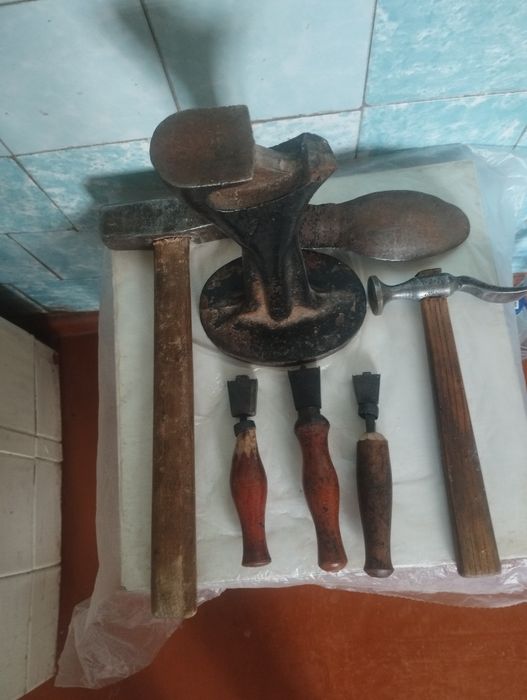 Продаются инструменты