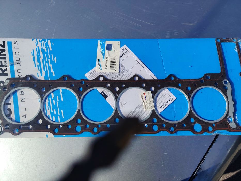 Гарнитура за мерцедес