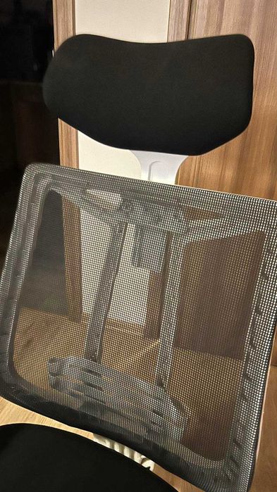 Работен стол ANTARES ECLIPSE, черно и бяло