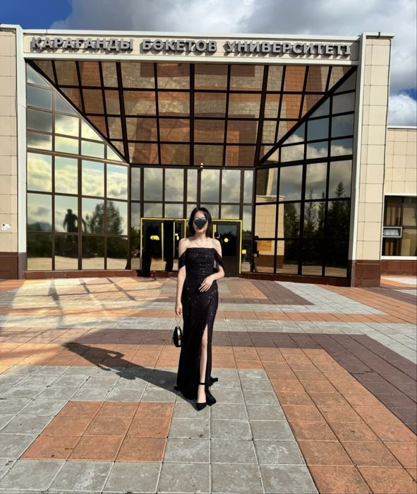 Срочно Продам вечернее платье рыбка