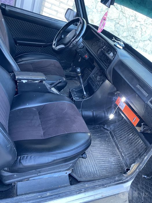 Vaz 2107 sotiladi